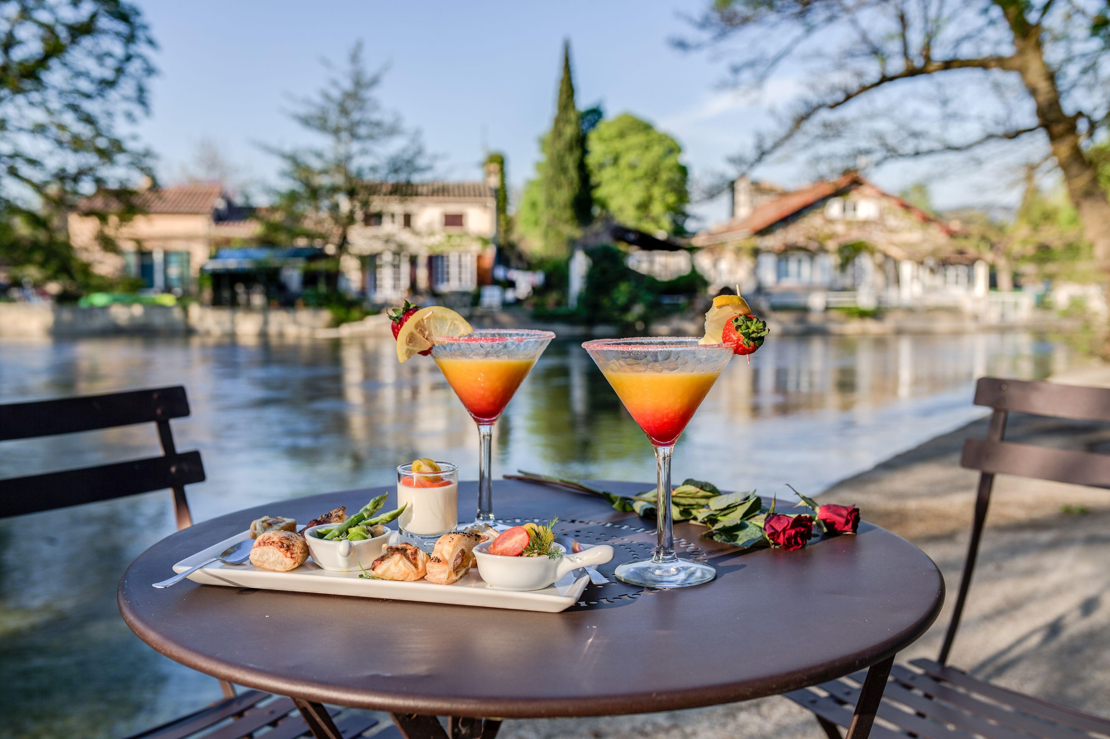 Sowell Hotels Domaine De La Petite Isle L'Isle-sur-la-Sorgue Kültér fotó