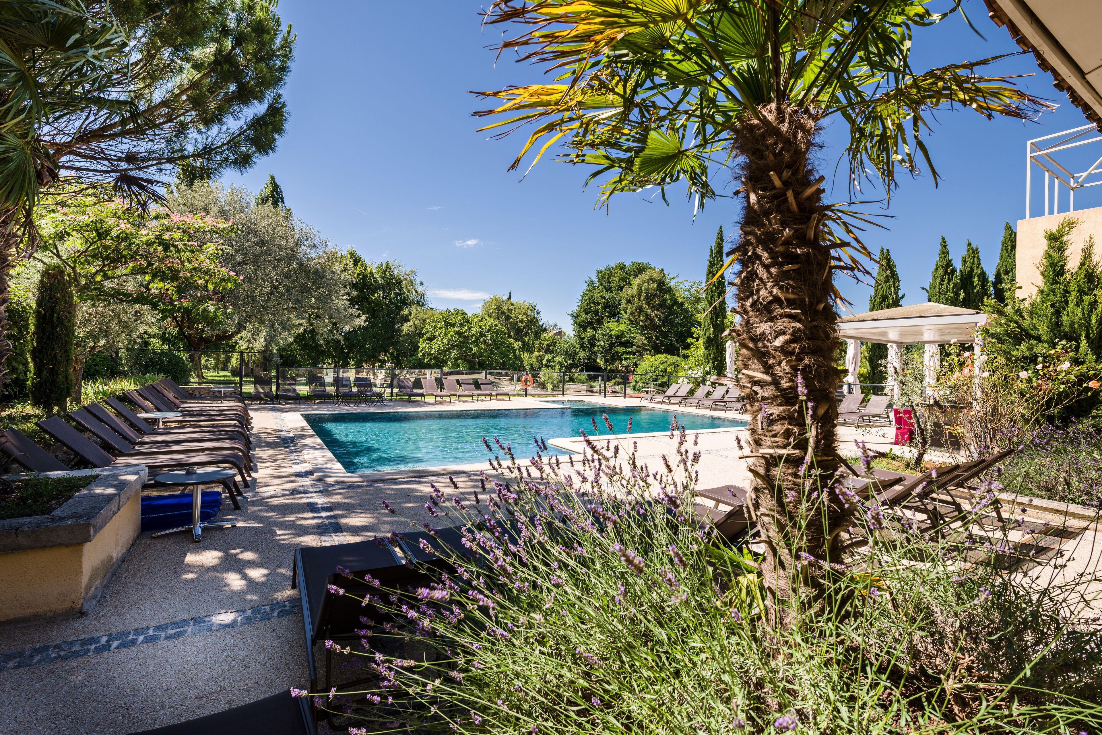 Sowell Hotels Domaine De La Petite Isle L'Isle-sur-la-Sorgue Kültér fotó